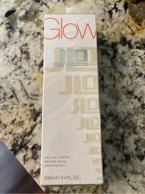Jennifer Lopez Glow Eau de Toilette
New~sealed